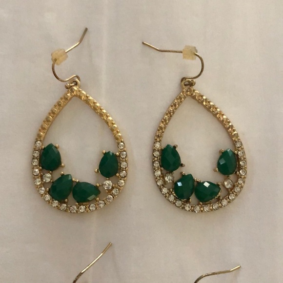 Gold and Green Earrings - Picture 2 of 3